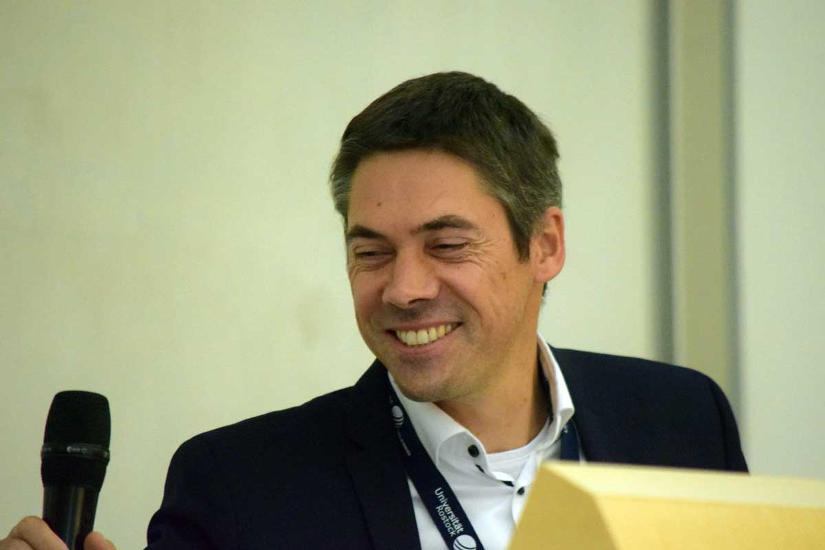 Dr. Christian Lambertz, Mitglied im Council der EVT, berichtete Aktuelles von der EVT-Tagung in Innsbruck