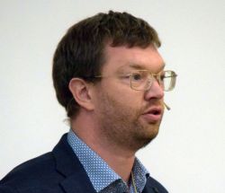 Dr. Dierck Segelke